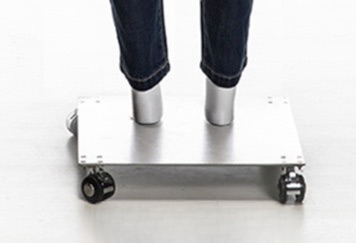 Standard chrome base with wheels 